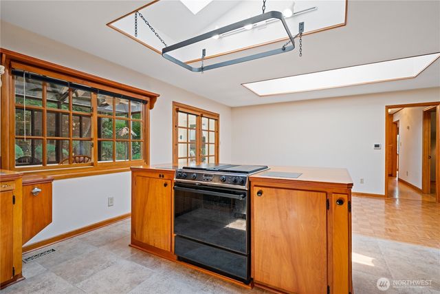 132 Alpha, Longview, WA 98632