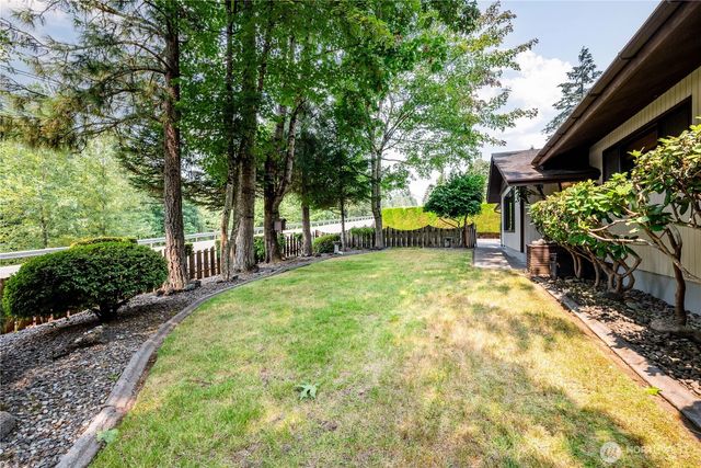 132 Alpha, Longview, WA 98632