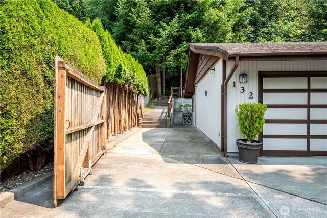 132 Alpha, Longview, WA 98632