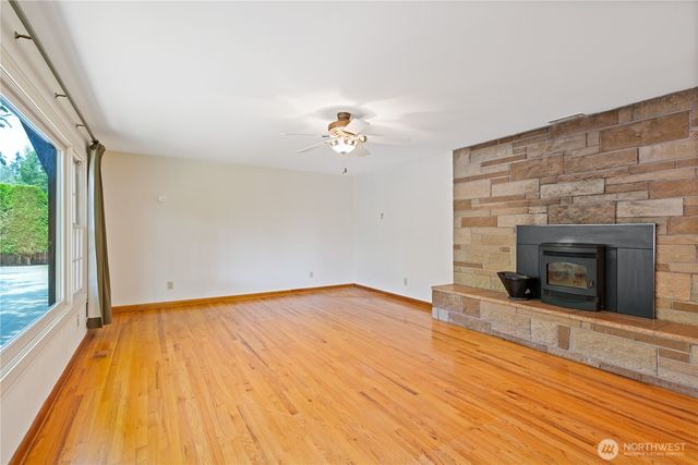 132 Alpha, Longview, WA 98632