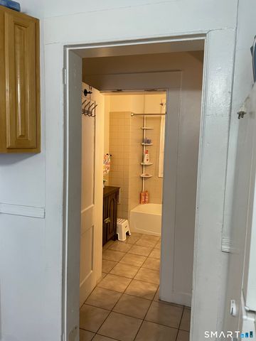 98 Carroll Avenue, Bridgeport, CT 06608