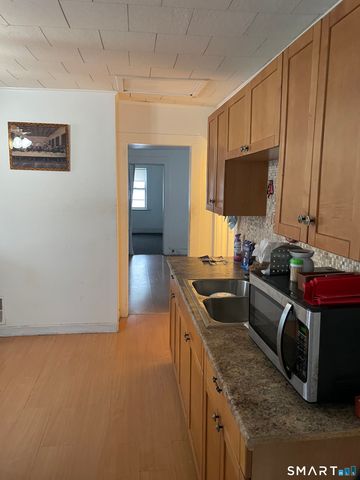 98 Carroll Avenue, Bridgeport, CT 06608