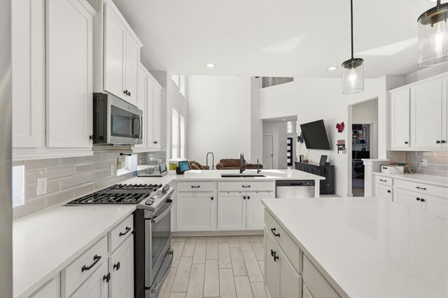 221 Mccrea Court, Montgomery, TX 77316