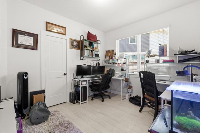 221 Mccrea Court, Montgomery, TX 77316