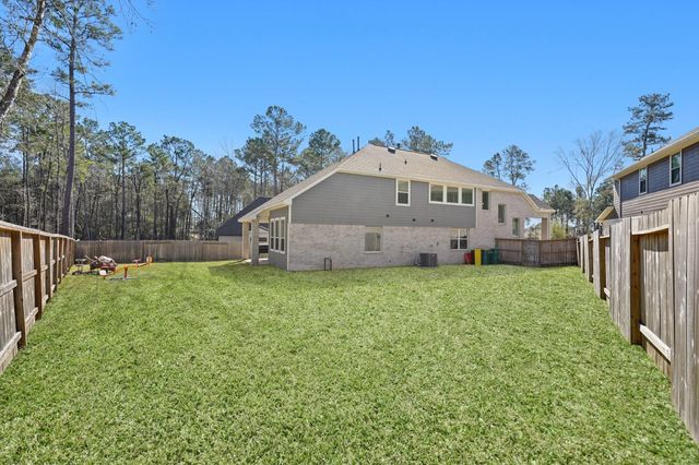 221 Mccrea Court, Montgomery, TX 77316