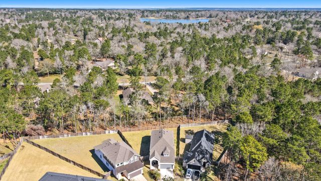 221 Mccrea Court, Montgomery, TX 77316