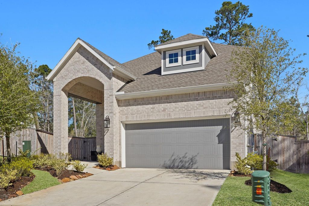 221 Mccrea Court, Montgomery, TX 77316