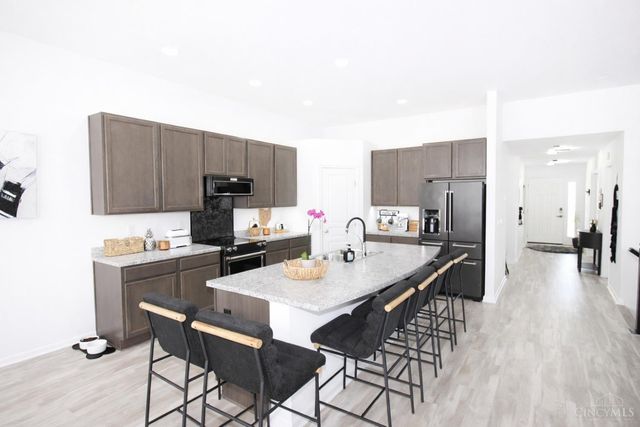 4225 Trail Overlook, Batavia, OH 45103