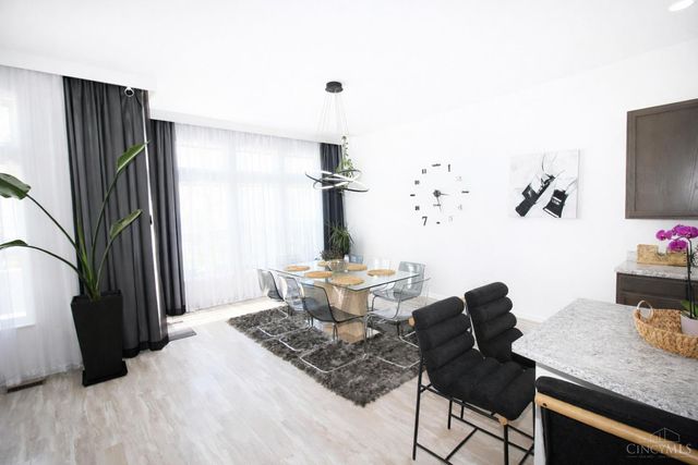 4225 Trail Overlook, Batavia, OH 45103