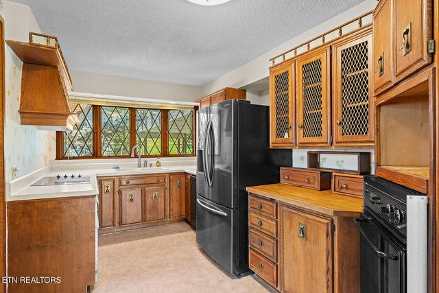 4827 Riversedge Rd, Louisville, TN 37777