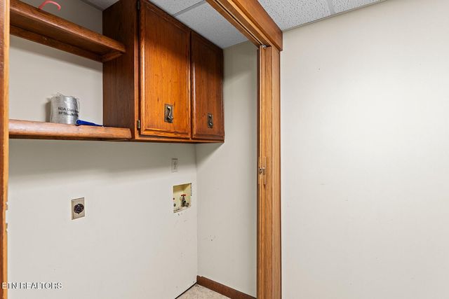 4827 Riversedge Rd, Louisville, TN 37777