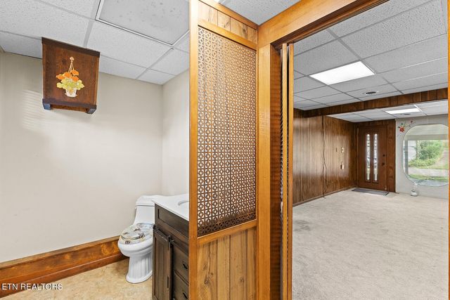 4827 Riversedge Rd, Louisville, TN 37777