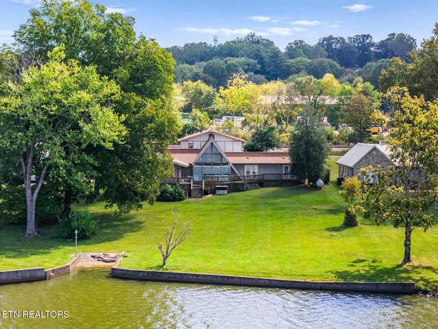 4827 Riversedge Rd, Louisville, TN 37777