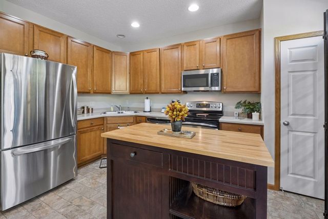 4570 Bulrush Boulevard, Shakopee, MN 55379
