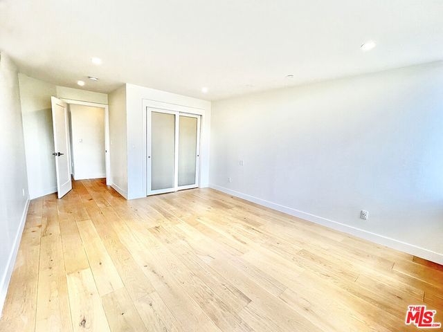 468 S Roxbury Drive Penthouse, Beverly Hills, CA 90212