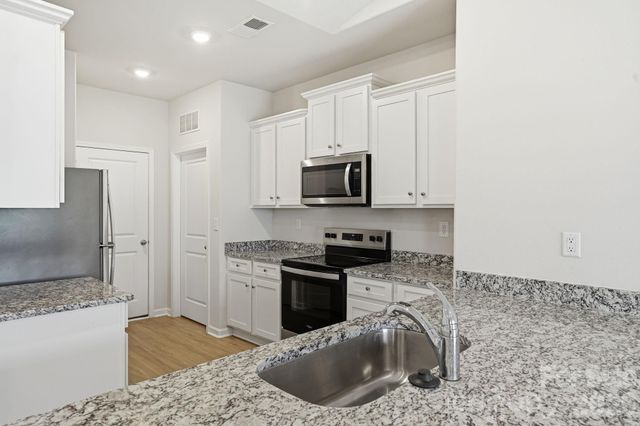 129 Lightning Drive, Shelby, NC 28152