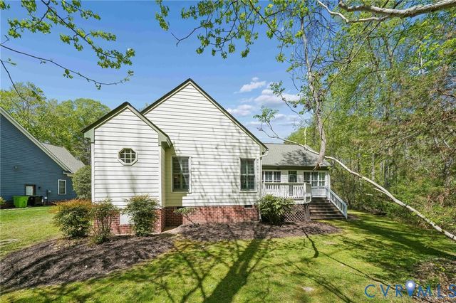 100 Great Gln, Williamsburg, VA 23188