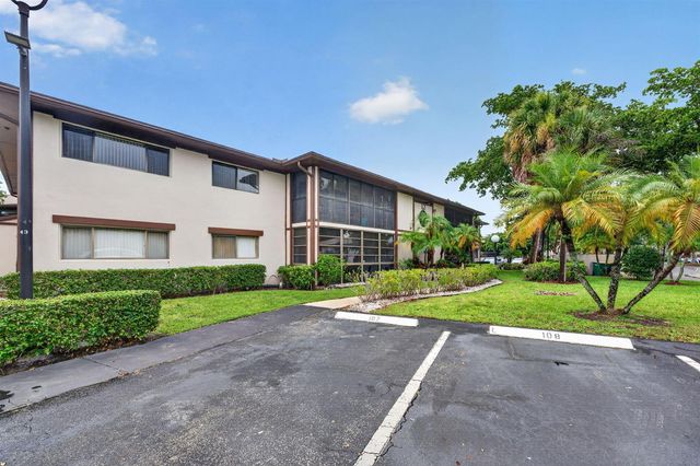 9474 S BELFORT Circle 206, Tamarac, FL 33321
