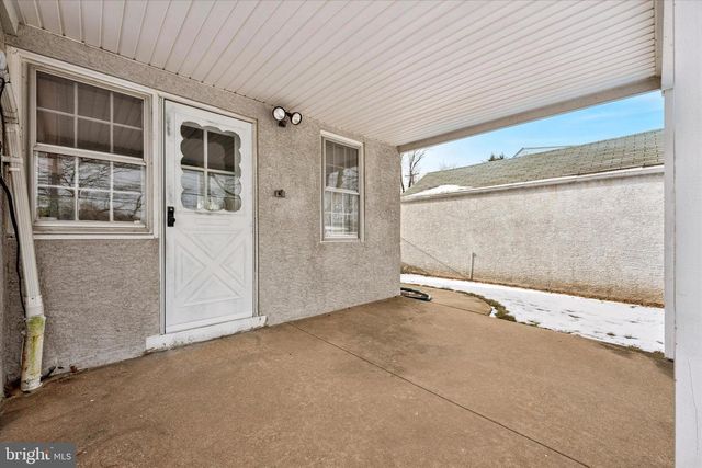 8711 OLD LINE RD, Philadelphia, PA 19128