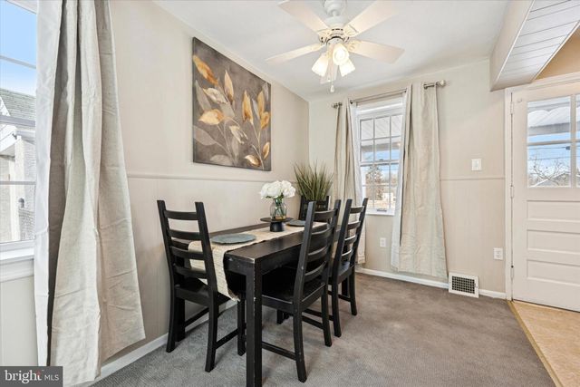 8711 OLD LINE RD, Philadelphia, PA 19128