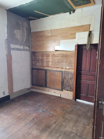 552 Delphi Avenue, Frankfort, IN 46041