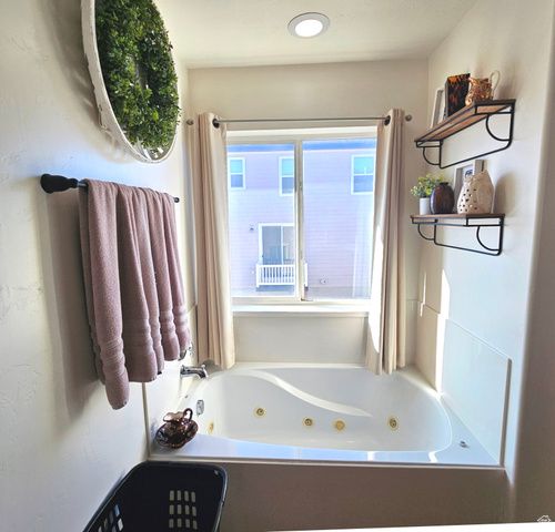 2007 N BELMONT DR, Saratoga Springs, UT 84045