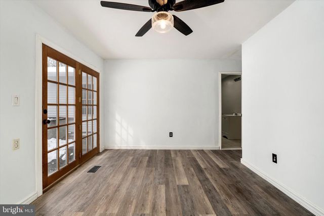 2 BEDFORD CT, Mount Holly, NJ 08060