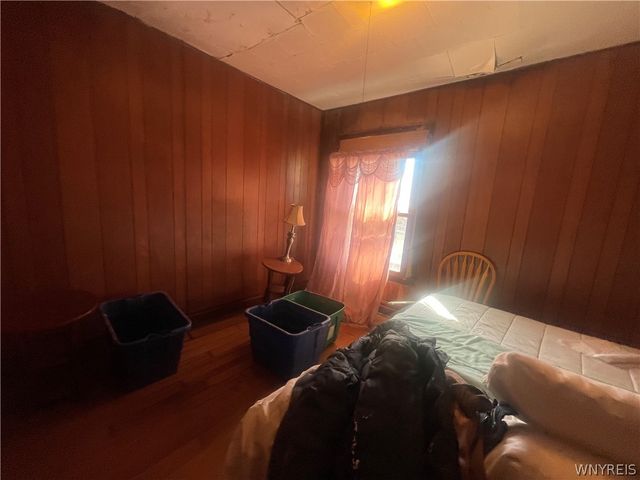 1737 Whitney Avenue, Niagara Falls, NY 14301