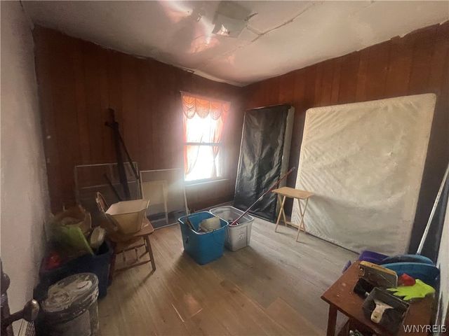 1737 Whitney Avenue, Niagara Falls, NY 14301