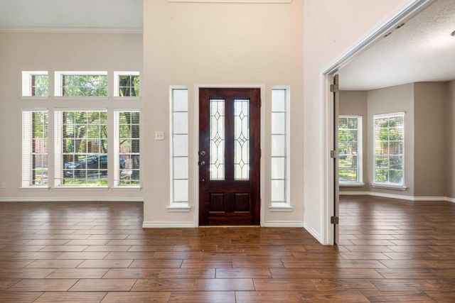 303 S Cypress Estates Circle, Spring, TX 77388