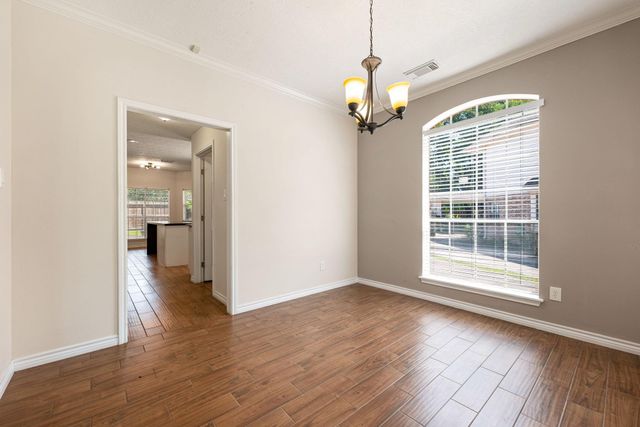 303 S Cypress Estates Circle, Spring, TX 77388