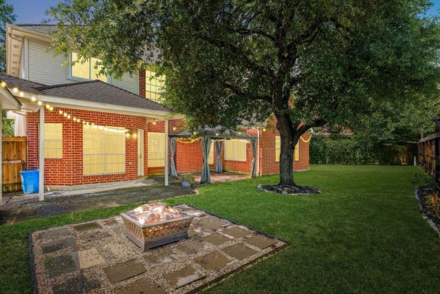 303 S Cypress Estates Circle, Spring, TX 77388