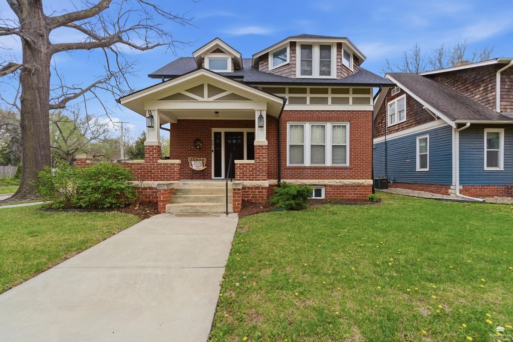 501 Bluemont Street, Manhattan, KS 66502