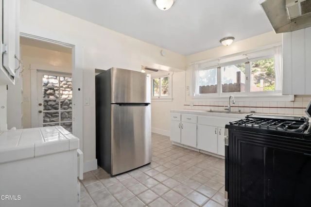 2024 Laurel Canyon Boulevard, Los Angeles, CA 90046