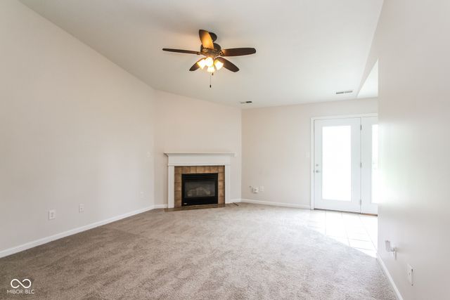 84 Longfellow Lane, Greenfield, IN 46140