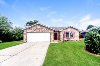 84 Longfellow Lane, Greenfield, IN 46140