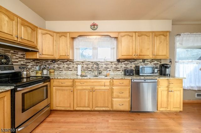 93 Mosher Rd, Franklin Twp., NJ 08540