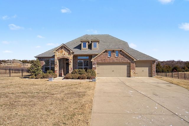 108 Fallen Oak Drive, Mckinney, TX 75071