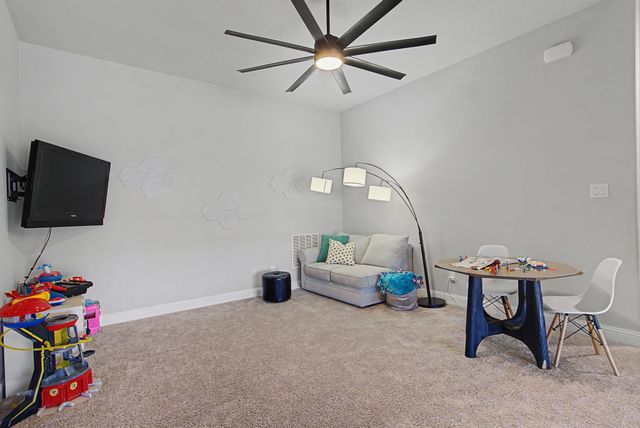 108 Fallen Oak Drive, Mckinney, TX 75071