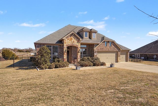 108 Fallen Oak Drive, Mckinney, TX 75071