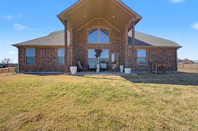 108 Fallen Oak Drive, Mckinney, TX 75071