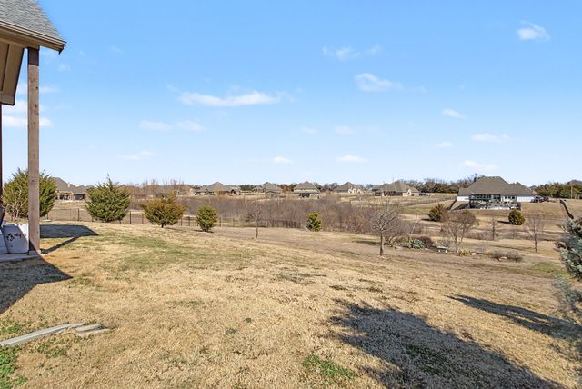 108 Fallen Oak Drive, Mckinney, TX 75071