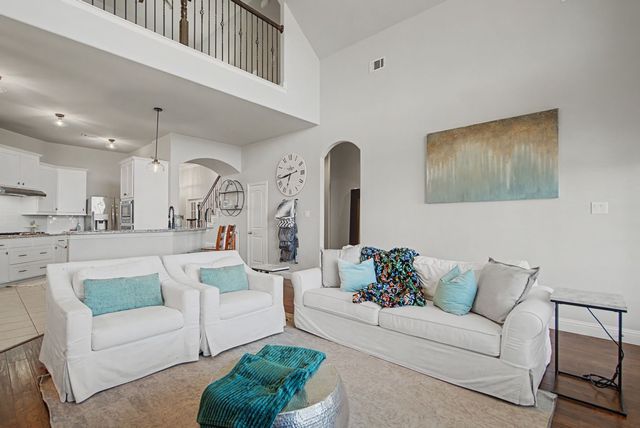 108 Fallen Oak Drive, Mckinney, TX 75071