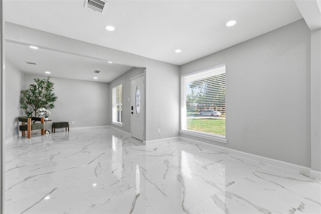6319 Hopper Road, Houston, TX 77016