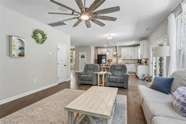 12547 Smiths Neck RD, Carrollton, VA 23314