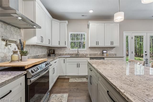 12547 Smiths Neck RD, Carrollton, VA 23314