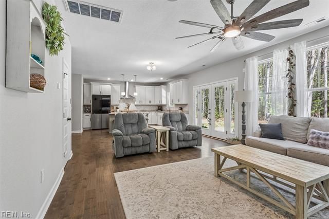 12547 Smiths Neck RD, Carrollton, VA 23314