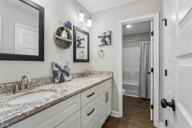 12547 Smiths Neck RD, Carrollton, VA 23314