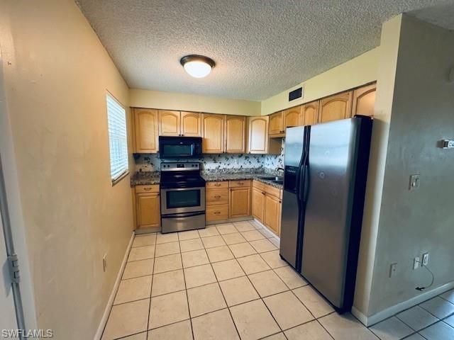 3325 Airport RD N L3, Naples, FL 34105