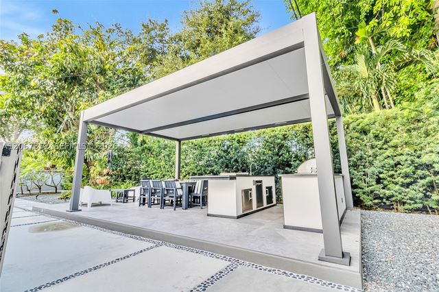 460 NE 50th Ter, Miami, FL 33137